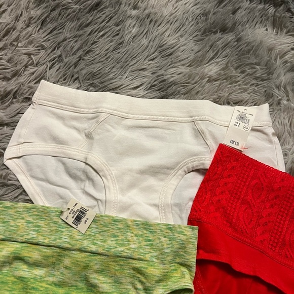 Aerie 3 piece underwear - Picture 3 of 10